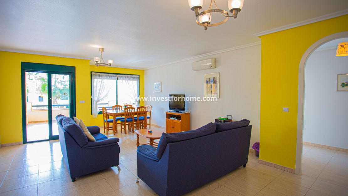 Buy apartment in Campoamor, Golf