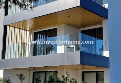 Apartamento - Reventa - Orihuela Costa - Las Colinas Golf