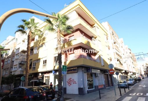 Apartamento - Reventa - Torrevieja - Costa Blanca