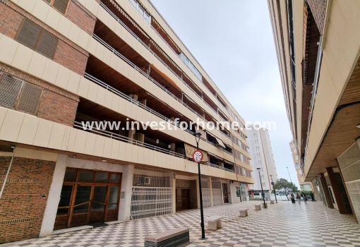 Apartamento - Reventa - Torrevieja - El Acequión - Los Náufragos