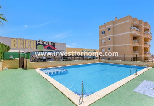 Apartamento - Reventa - Torrevieja - Nueva Torrevieja - Aguas Nuevas