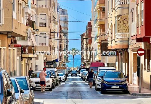 Apartamento - Reventa - Torrevieja - Playa del Cura