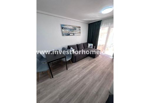 Apartment - Sale - Torrevieja - Centro - Muelle Pesquero