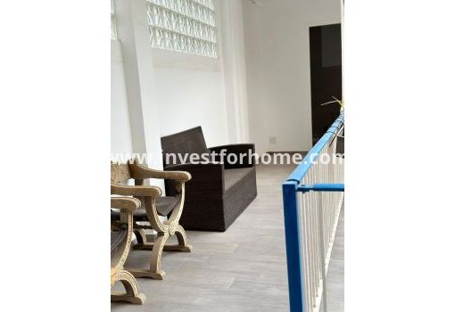 Apartment - Sale - Torrevieja - Centro