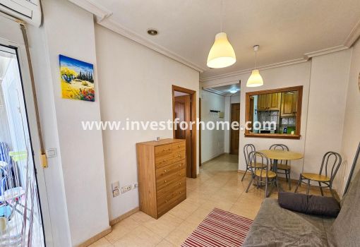Apartment - Sale - Torrevieja - Centro