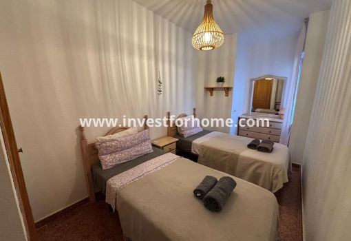 Apartment - Sale - Torrevieja - Centro