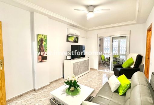 Apartment - Sale - Torrevieja - Centro