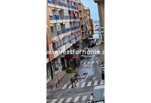 Apartment - Sale - Torrevieja - Centro
