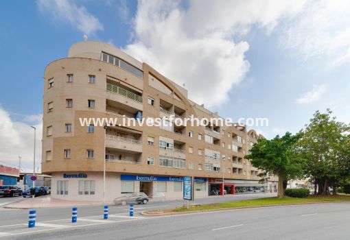 Apartment - Sale - Torrevieja - Centro