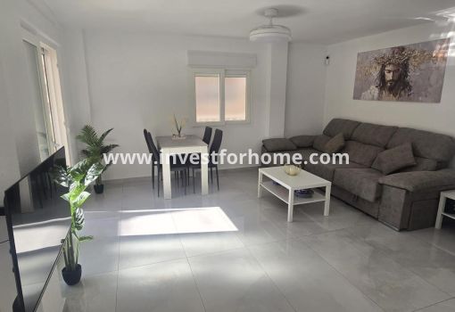 Apartment - Sale - Torrevieja - Centro