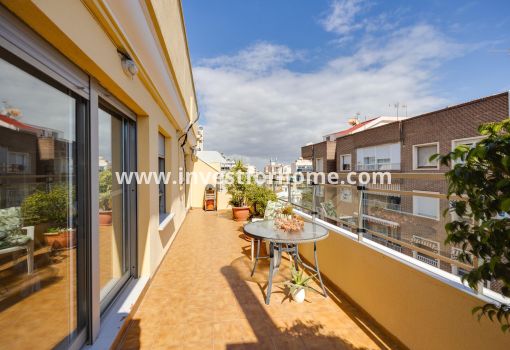 Apartment - Sale - Torrevieja - Centro