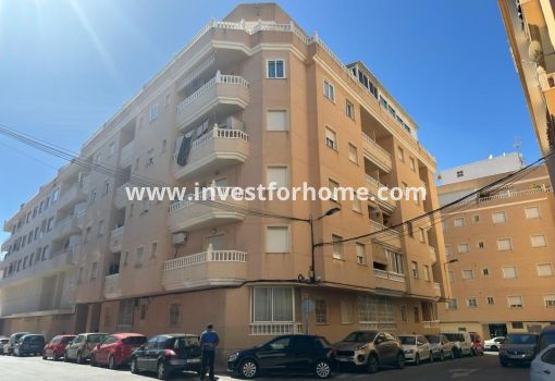 Apartment - Sale - Torrevieja - Centro