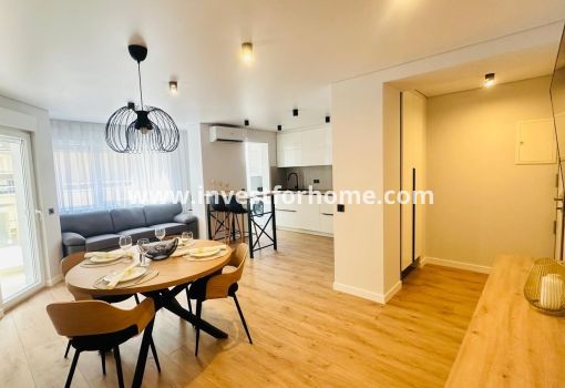 Apartment - Sale - Torrevieja - Playa del Cura