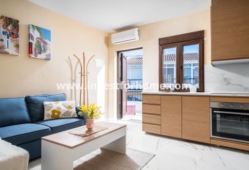 Appartement - Verkoop - Torrevieja - aguas nuevas