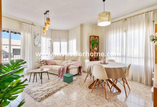 Appartement - Verkoop - Torrevieja - Centro
