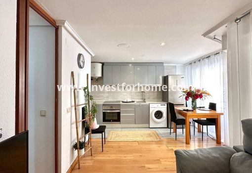 Appartement - Verkoop - Torrevieja - Centro