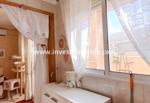 Appartement - Verkoop - Torrevieja - Centro