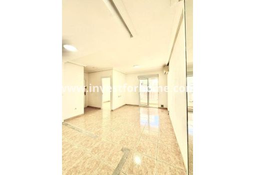 Appartement - Verkoop - Torrevieja - Centro