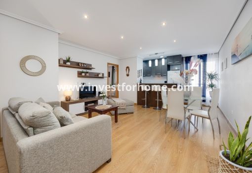 Appartement - Verkoop - Torrevieja - Centro