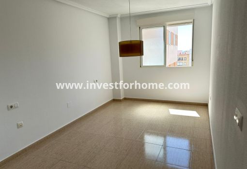 Appartement - Verkoop - Torrevieja - Centro