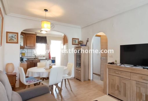 Appartement - Verkoop - Torrevieja - Parque Acuático - Sector 25