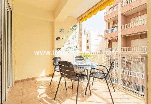 Appartement - Verkoop - Torrevieja - Playa del Cura