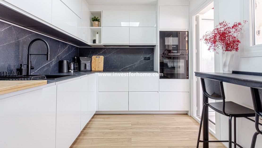 Arco Mediterraneo, Torrevieja, Aguas Nuevas, Sector 25, Poildeportivo, La Hoya