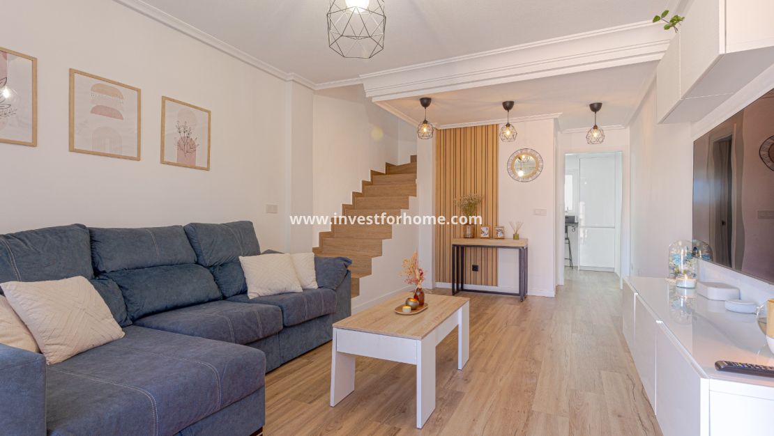 Arco Mediterraneo, Torrevieja, Aguas Nuevas, Sector 25, Poildeportivo, La Hoya