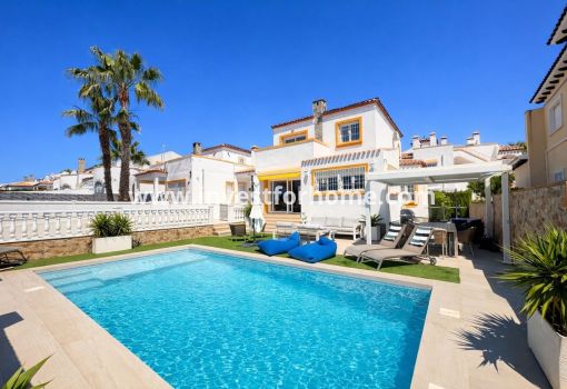 Chalet - Reventa - Orihuela Costa - Inland