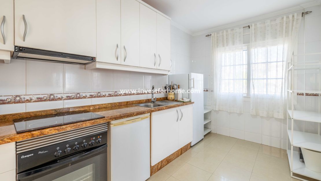 Försäljning - Apartamento - Orihuela Costa - Villamartín