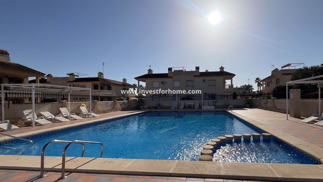 Försäljning - Apartamento - Orihuela Costa - Villamartín