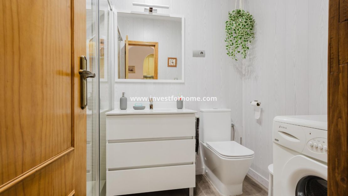 Försäljning - Bungalow - Torrevieja - El Acequión - Los Náufragos