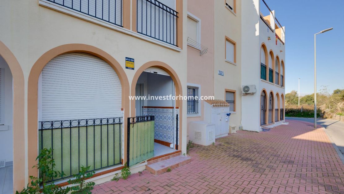 Försäljning - Bungalow - Torrevieja - El Acequión - Los Náufragos