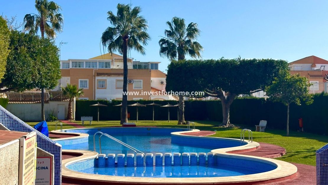 Försäljning - Bungalow - Torrevieja - El Limonar