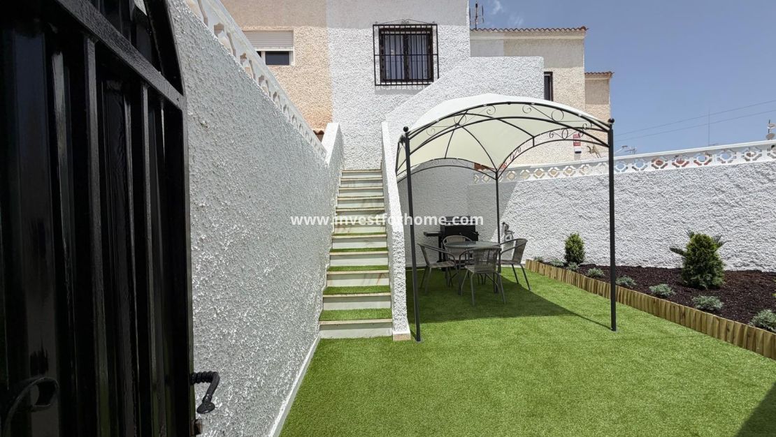 Försäljning - Bungalow - Torrevieja - El Limonar