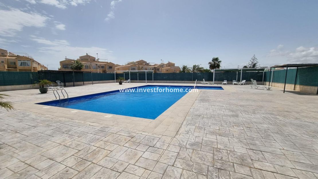Försäljning - Bungalow - Torrevieja - La Siesta - El Salado - Torreta