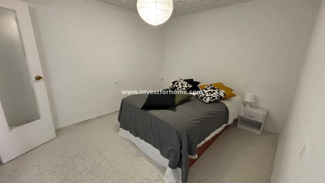 Försäljning - Bungalow - Torrevieja - La Siesta - El Salado - Torreta