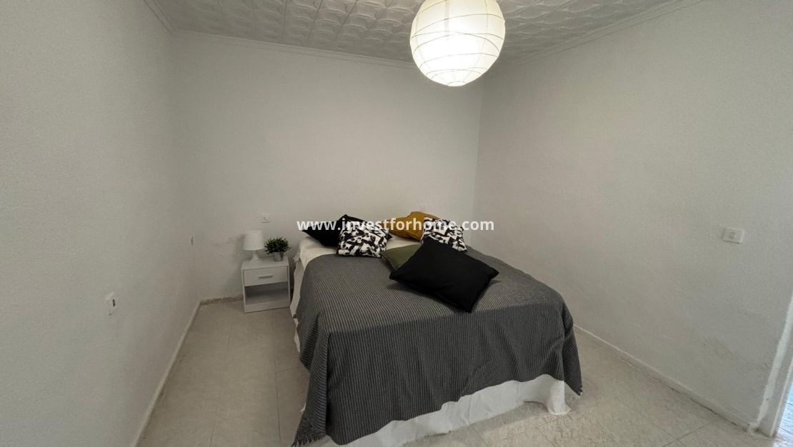 Försäljning - Bungalow - Torrevieja - La Siesta - El Salado - Torreta