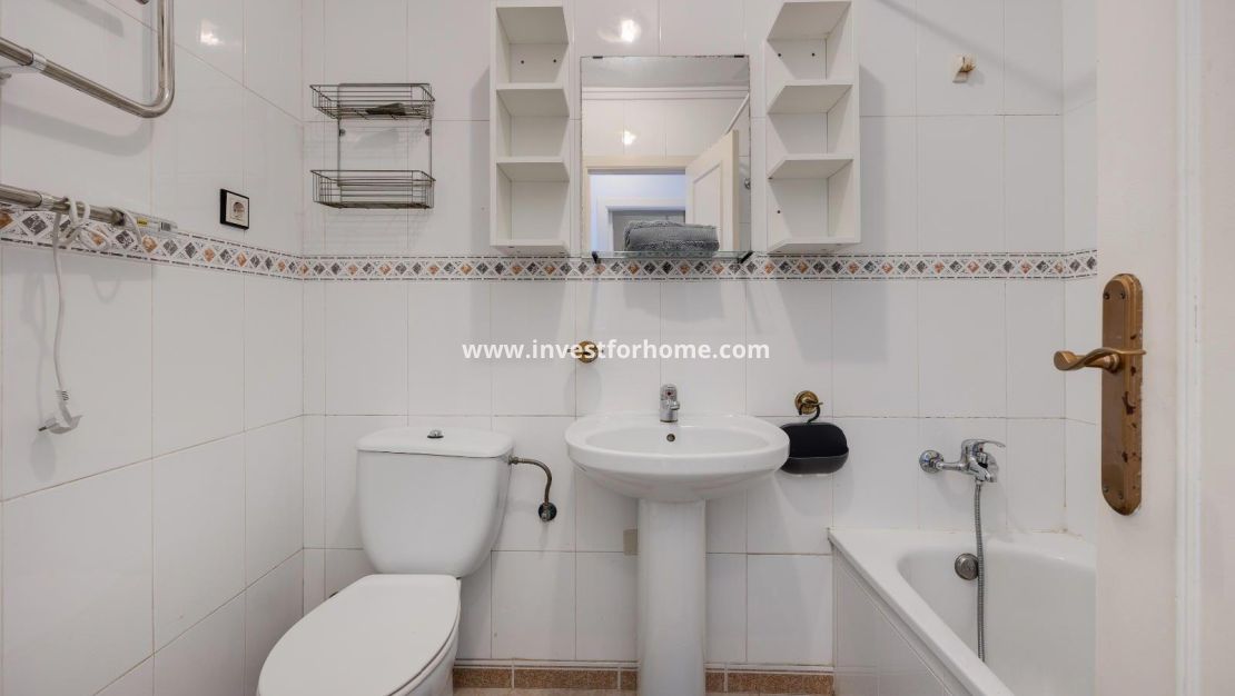 Försäljning - Bungalow - Torrevieja - La Siesta - El Salado - Torreta