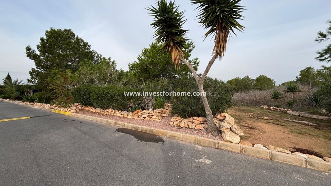 Försäljning - Bungalow - Torrevieja - La Siesta - El Salado - Torreta