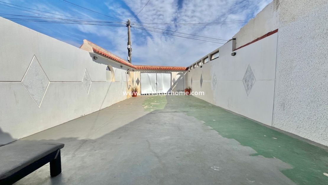 Försäljning - Bungalow - Torrevieja - La Siesta - El Salado - Torreta