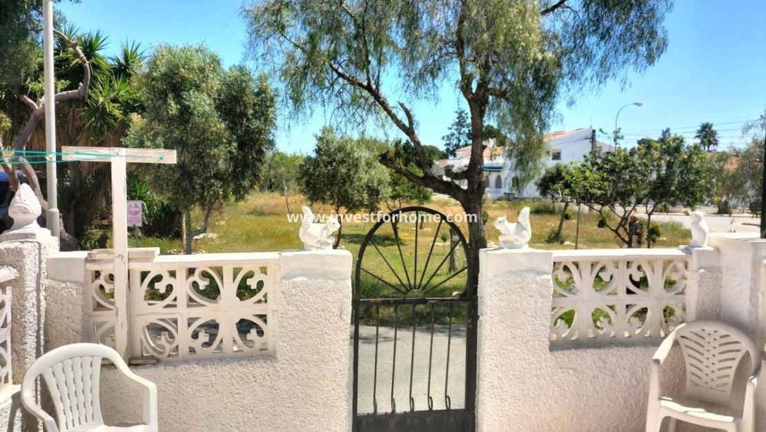 Försäljning - Bungalow - Torrevieja - La Siesta - El Salado - Torreta
