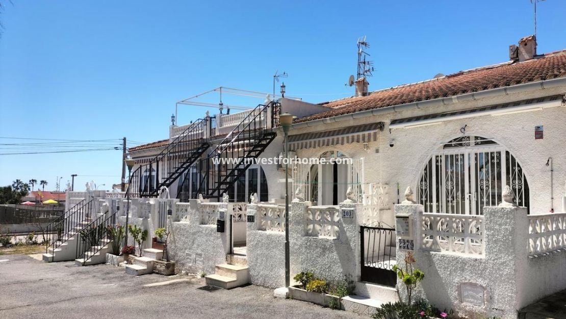Försäljning - Bungalow - Torrevieja - La Siesta - El Salado - Torreta