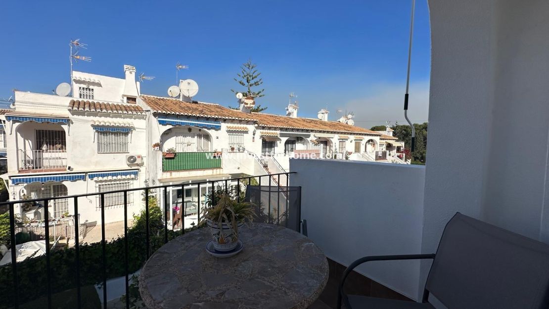 Försäljning - Bungalow - Torrevieja - Los Balcones