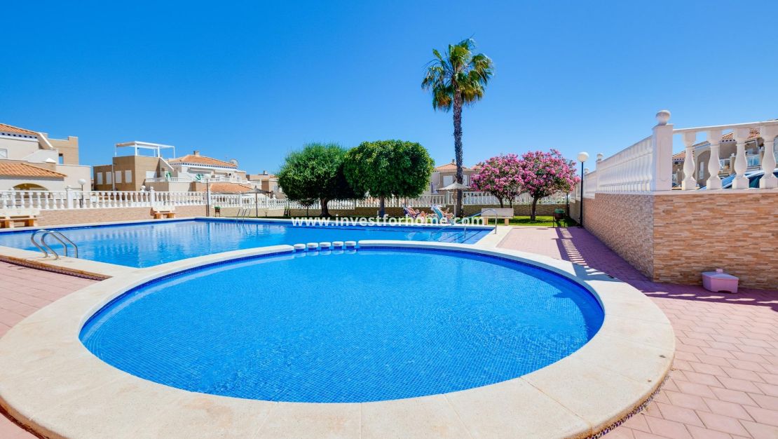 Försäljning - Bungalow - Torrevieja - Nueva Torrevieja - Aguas Nuevas