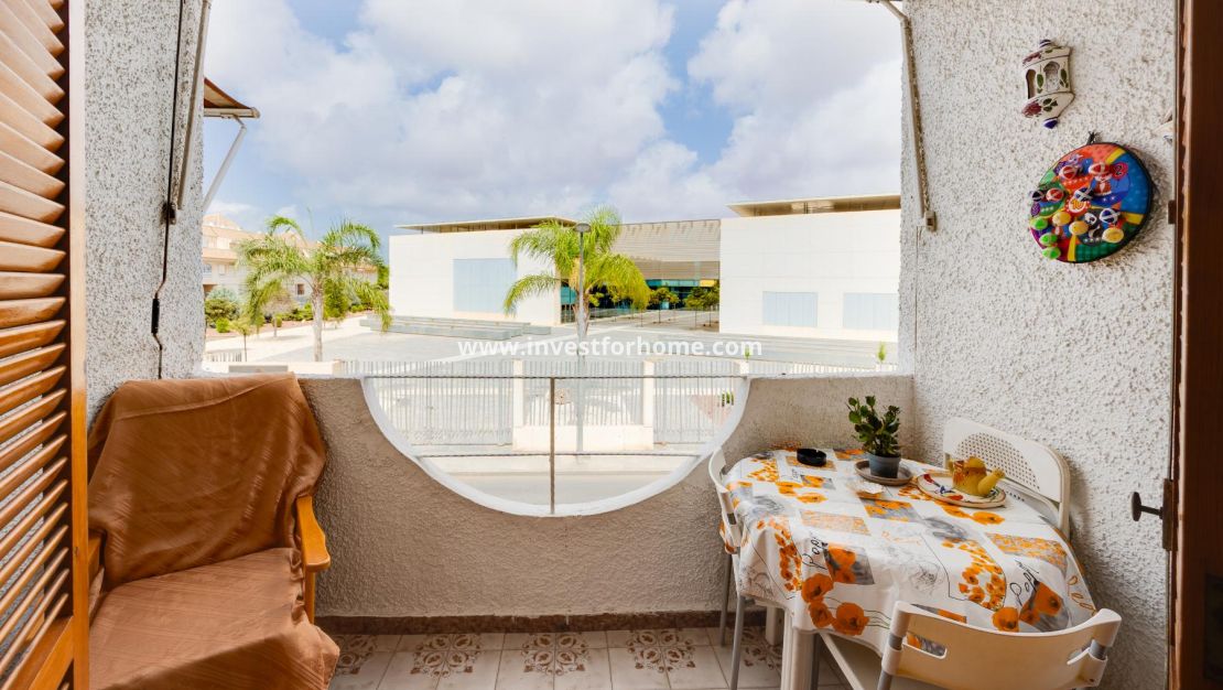 Försäljning - Bungalow - Torrevieja - Playa del Acequión