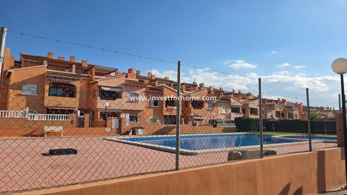 Försäljning - Bungalow - Torrevieja - Zona Los Frutales