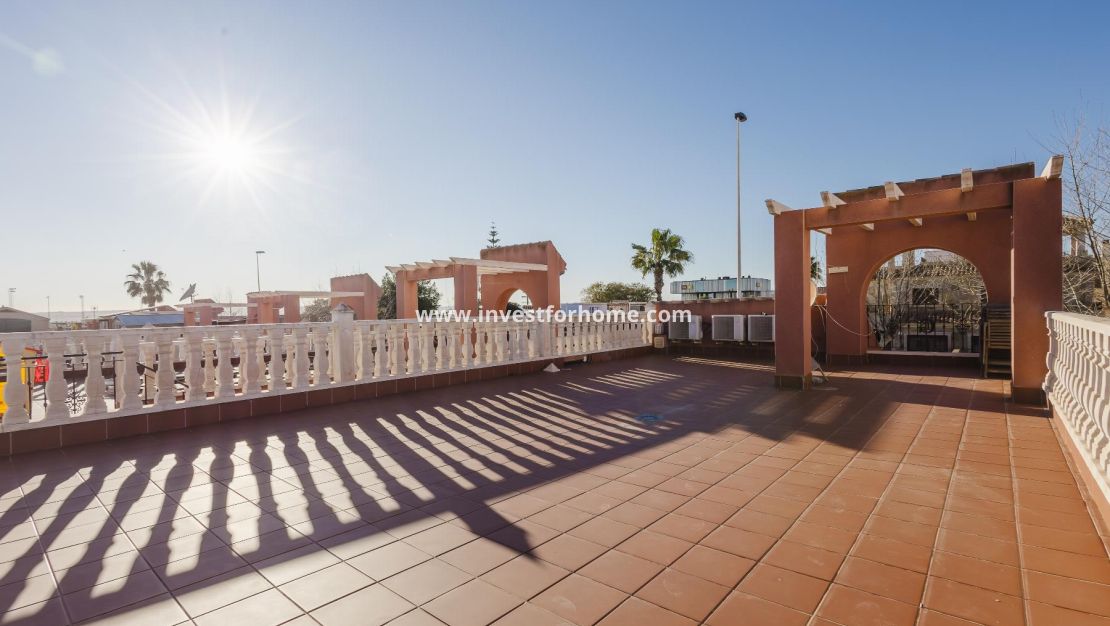Försäljning - Chalet - Torrevieja - aguas nuevas