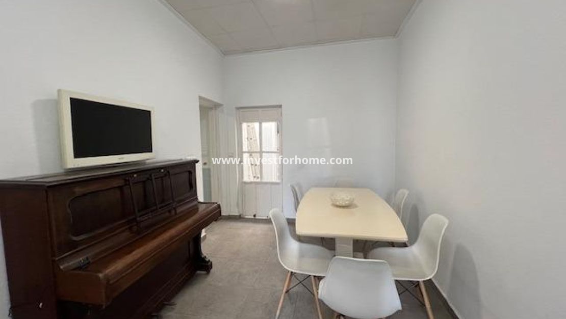 Försäljning - Hus - Dolores - Centro