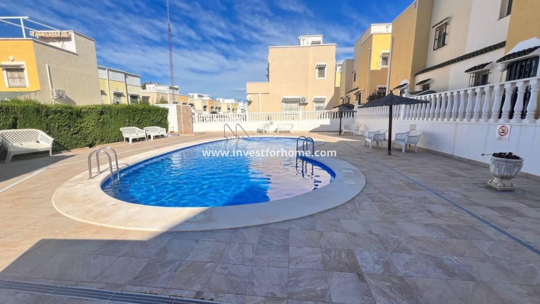 Försäljning - Hus - Orihuela Costa - Los Almendros-la Florida